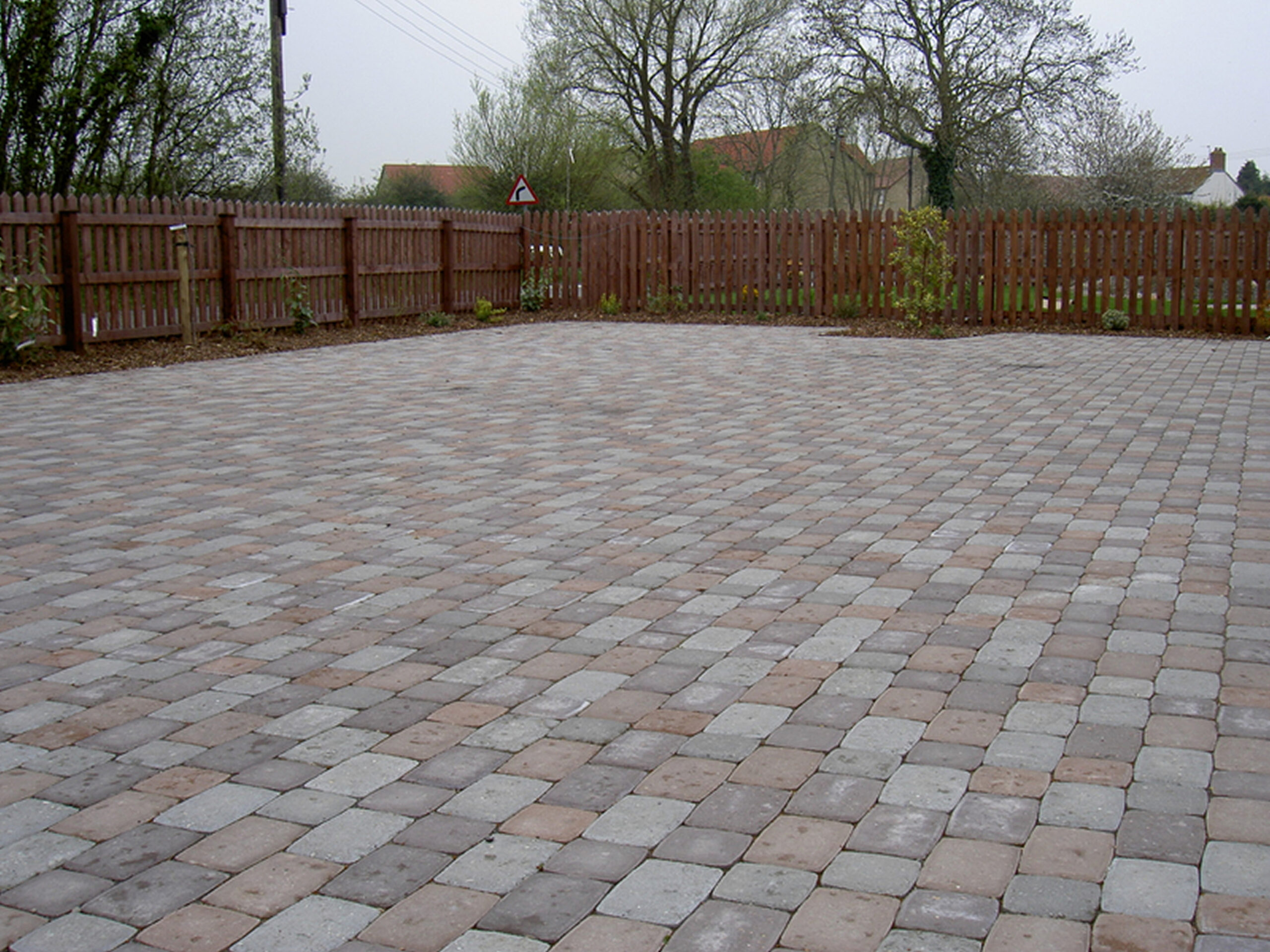 Garden Patio & Paving (65) PA Sloan Garden Patio & Paving – garden, patio, paving, fencing and pergolas - Burnham on Sea, Cheddar, Weston super Mare, Clevedon, Nailsea and surrounding villages, North Somerset near Bristol
